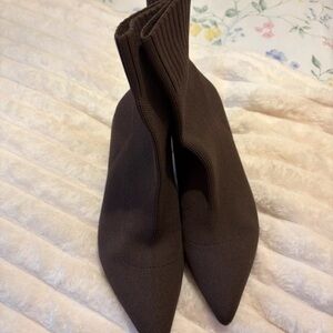 SHEIN Dark Brown Heeled Boots